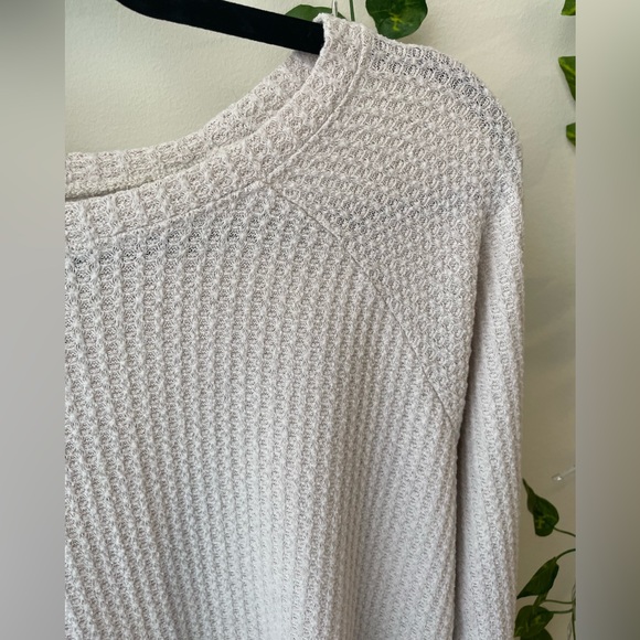 Cream/White WaffleKnit Sweater | Size Sm - Picture 2 of 3